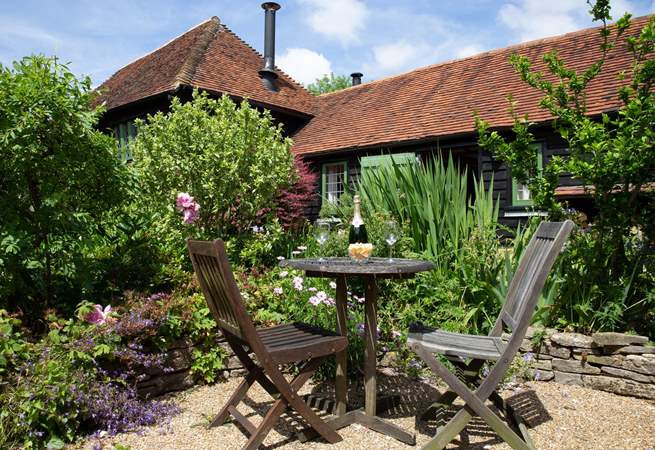 The pretty courtyard is surrounded by lots of lovely plants and gives you the opportunity to chat to fellow guests in the adjoining cottages if you wish.