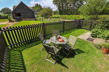 Private garden ideal for those with small children and dogs.