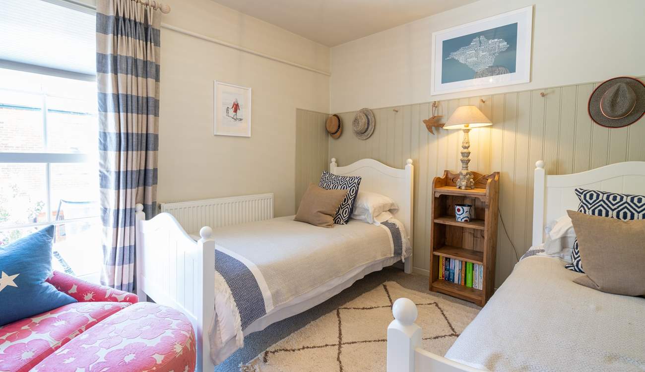 The lovely twin bedroom on the first floor.