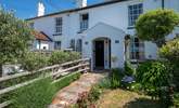 Starboard Side; a gorgeous cottage in the lovely village of Gurnard.  - Thumbnail Image