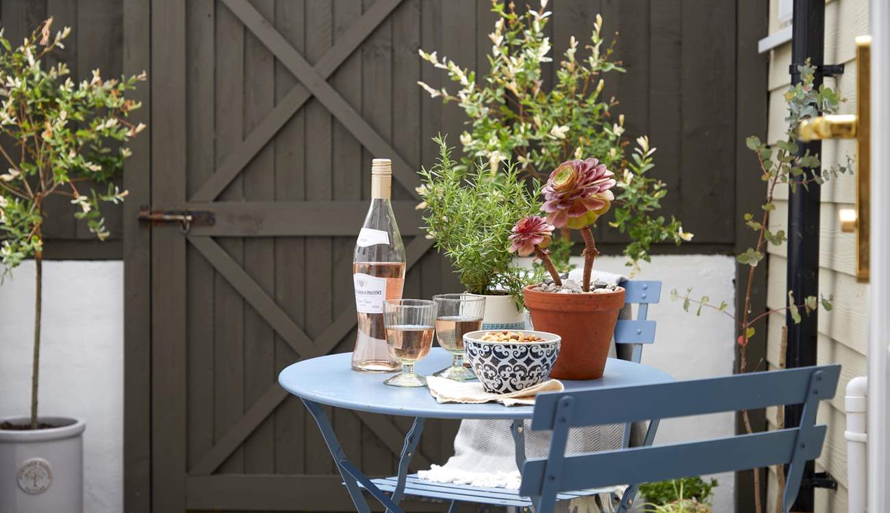 The rear outside area is the perfect spot for an evening tipple.
