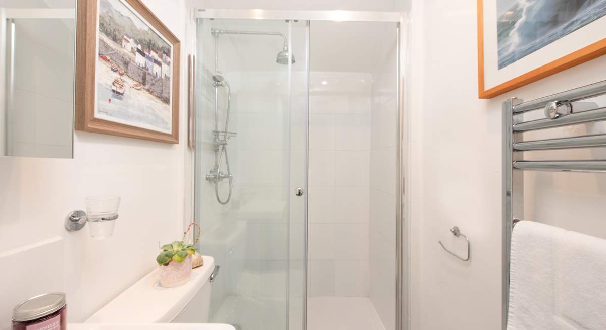 The small but perfectly formed shower-room for a refreshing shower after a day out and about.