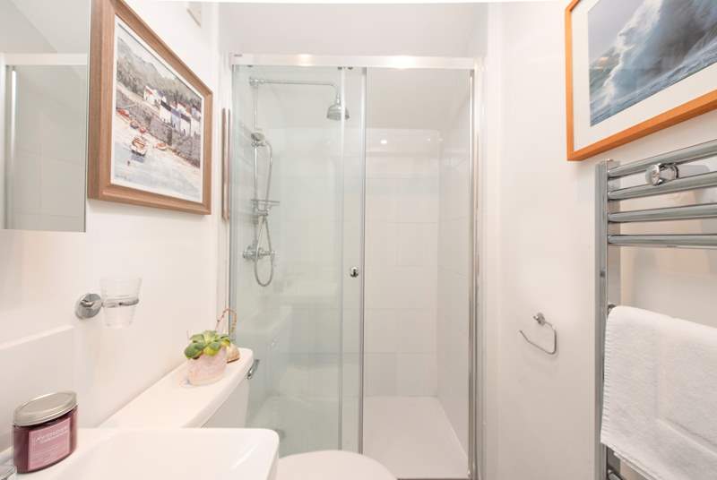 The small but perfectly formed shower-room for a refreshing shower after a day out and about.