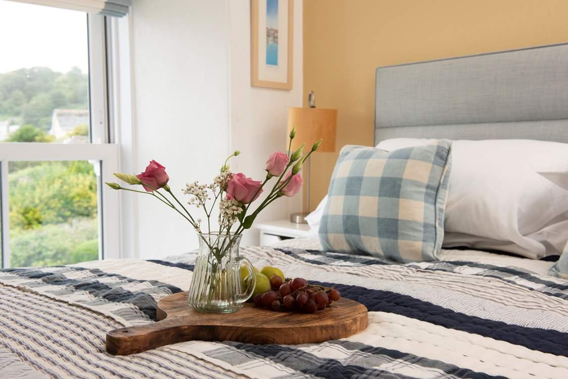 Breakfast in bed is calling.