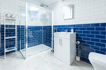 The family shower-room on the first floor is super spacious and very modern.