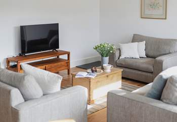 Relax in the cosy sitting area.