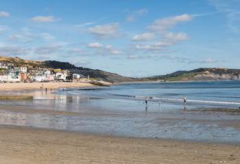 Beautiful Lyme Regis is a short drive away.