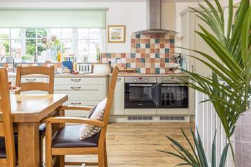The well-equipped kitchen will leave you wanting for nothing more.