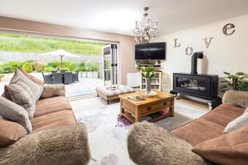 Such a stylish space in which to socialise together.