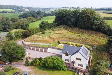 A glorious position in the countryside.