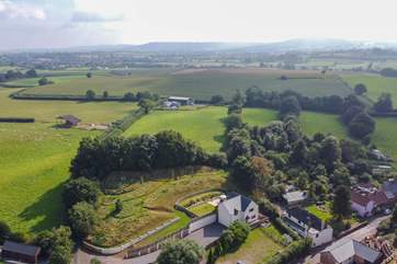 From above you can see the true setting of this excellent holiday home.