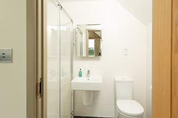 Gorgeous big shower in the en suite.