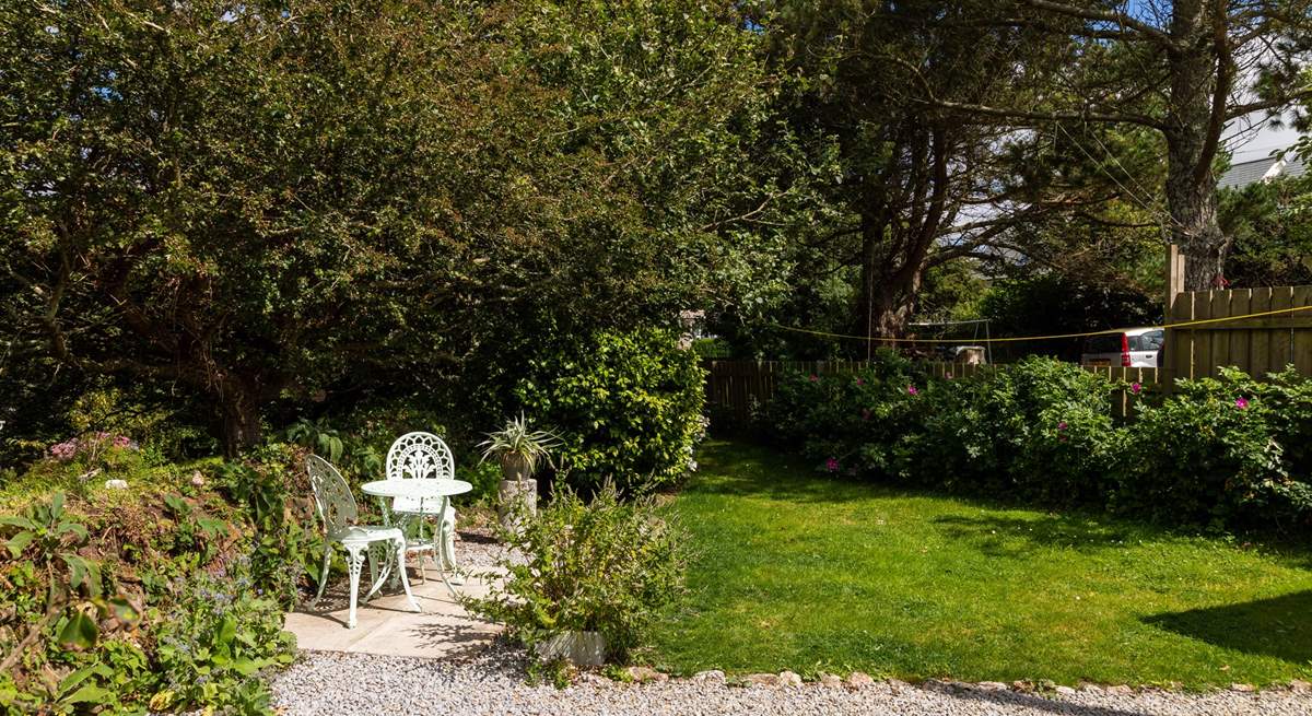 The garden area perfect for letting the dog have a little run around while you enjoy a glass of wine in the sun.