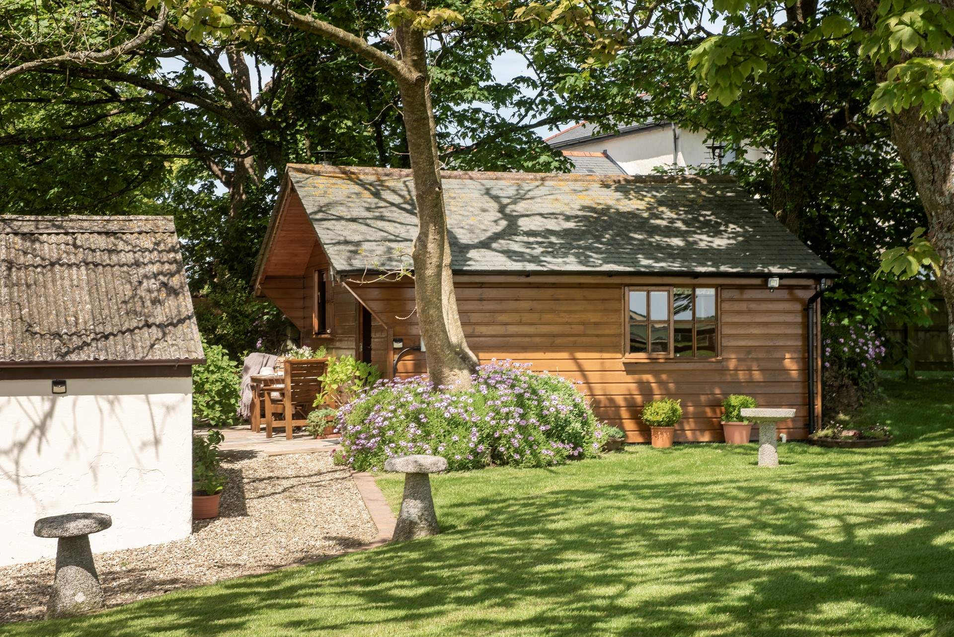 A cute and cosy space for exploring beautiful Cornwall.