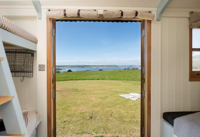 Imagine waking up to that view!