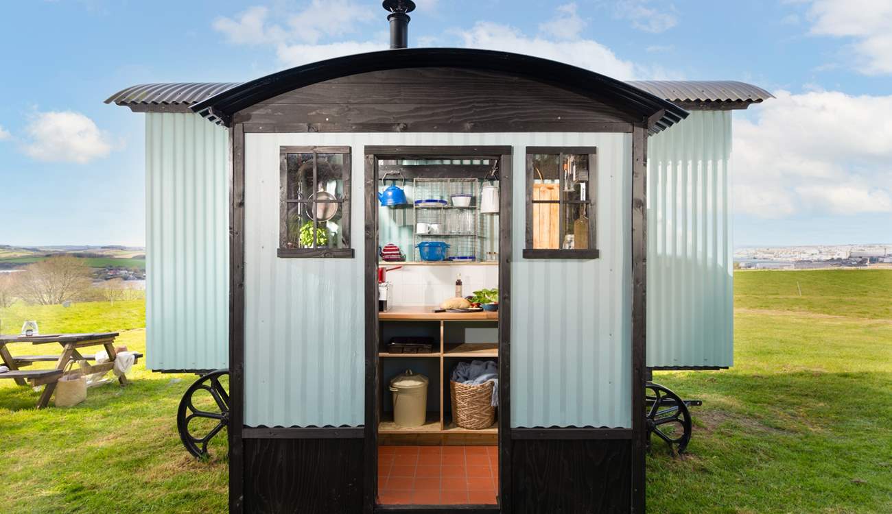 Step inside and embrace cooking in nature!