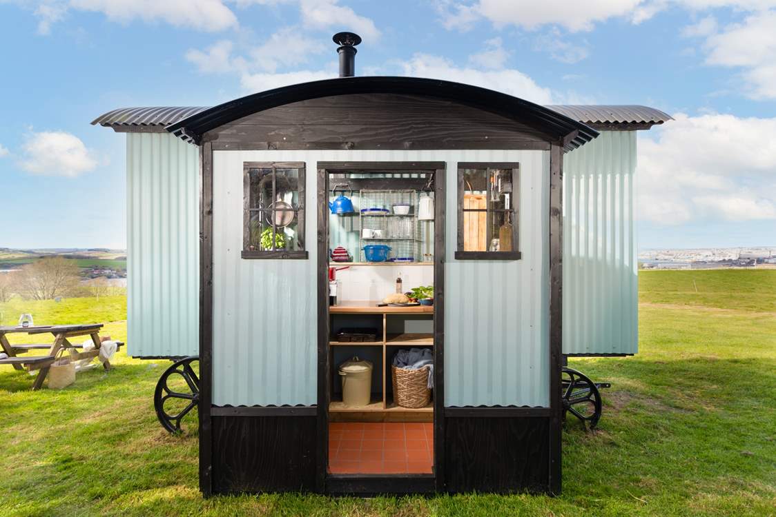 Step inside and embrace cooking in nature!