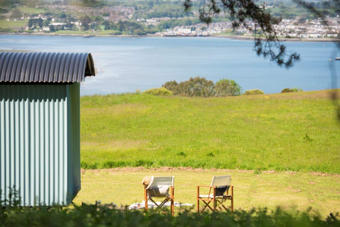 Sit back and admire the jaw droppingly gorgeous view!