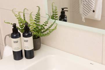 The contemporary family bathroom.