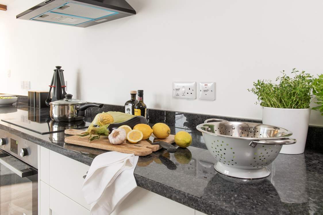 Plan your days out whilst gathering to enjoy delicious food; the stable-door can be opened wide on balmy summer evenings if you fancy a spot of al fresco dining in the sunshine.