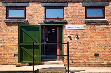 Fancy somewhere a little different to stay in the heart of Pembrokeshire. This is the perfect hideaway for you.