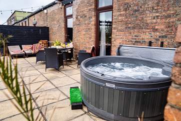 Dreamy days and starry nights in the hot tub.