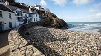 Very nearby is the pretty seaside village of Little Haven. Sit in the sun on the Swann wall and enjoy your favourite tipple.