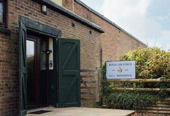 Fancy somewhere a little different to stay, in the heart of Pembrokeshire? This is the perfect hideaway for you.