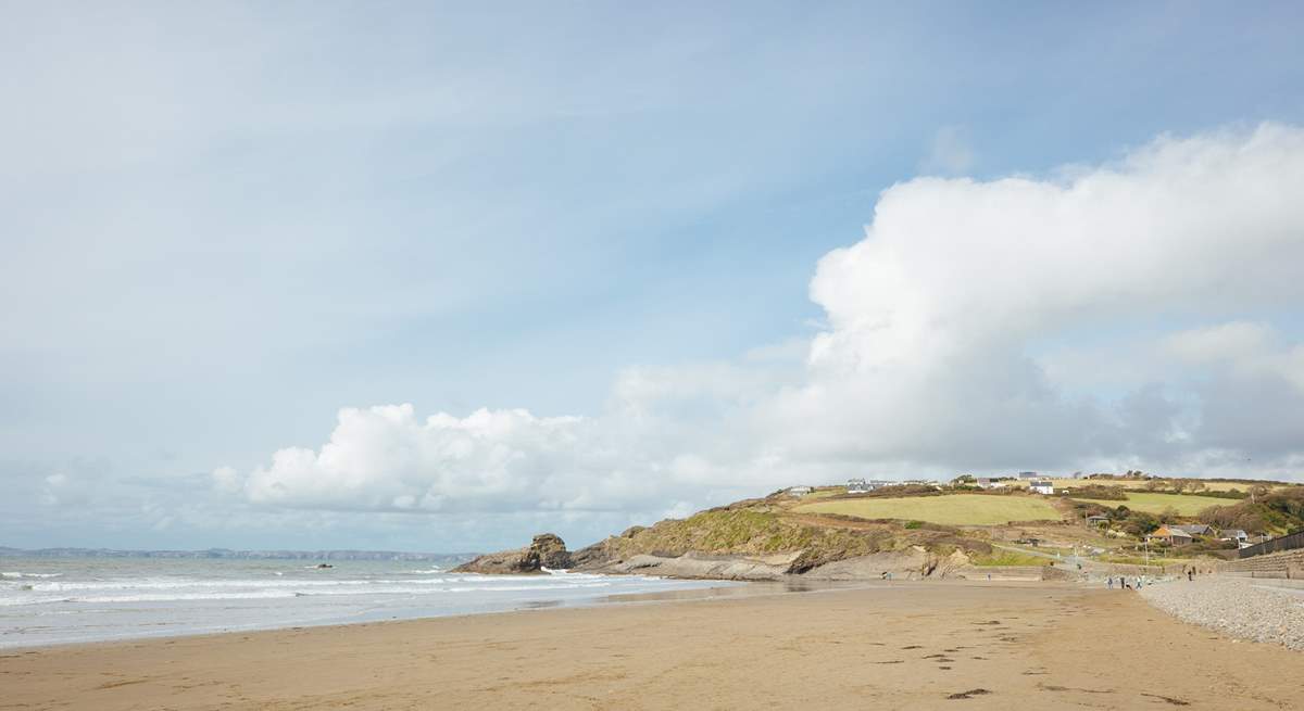 The golden sands of Broad Haven Beach are close by. The perfect family beach with cafes, restaurants, well-stocked supermarket, rock pools, and amazing sunsets. 
