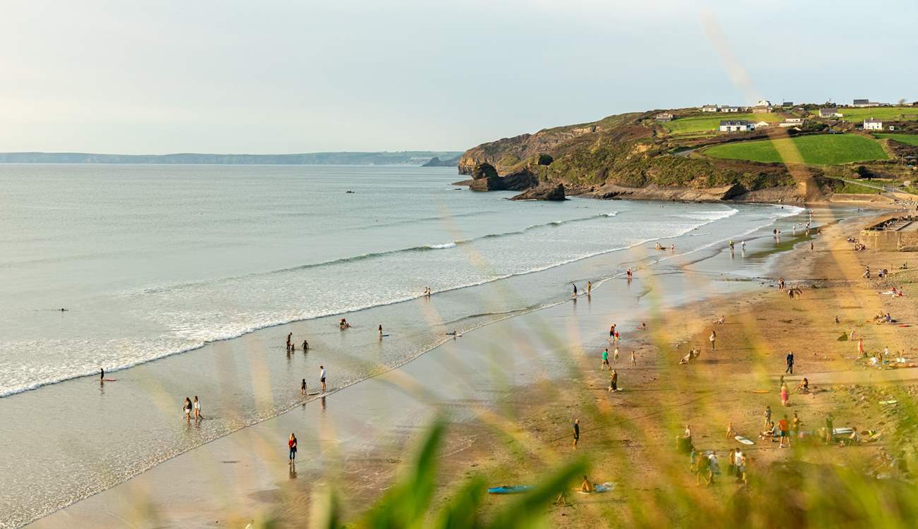 Broad Haven beach is a great things for all things beachy. Delicious eateries, endless golden sands and clear blue surf. Enjoy the magnificent sunsets on a clear summer's night. 