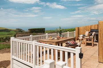 Treat yourselves and your loved ones to a break at Bossiney Cabin.