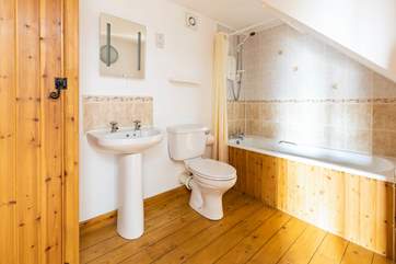 The bathroom, perfect for a long soak after a day of exploring.