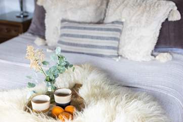 Breakfast in bed anyone?
