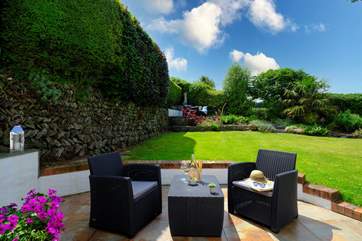 Breakfast, lunch or dinner, anytime is a good time to enjoy dining in the garden.