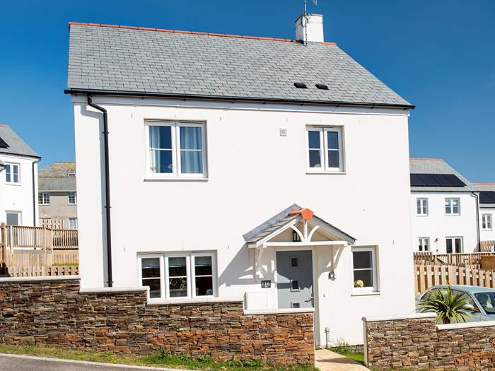 Kaja, Sleeps 6 in Tintagel