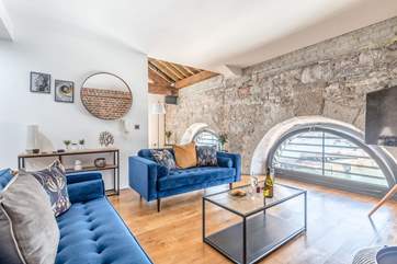 Beautifully light and spacious, 48 The Brewhouse is the perfect place to stay for a city break.