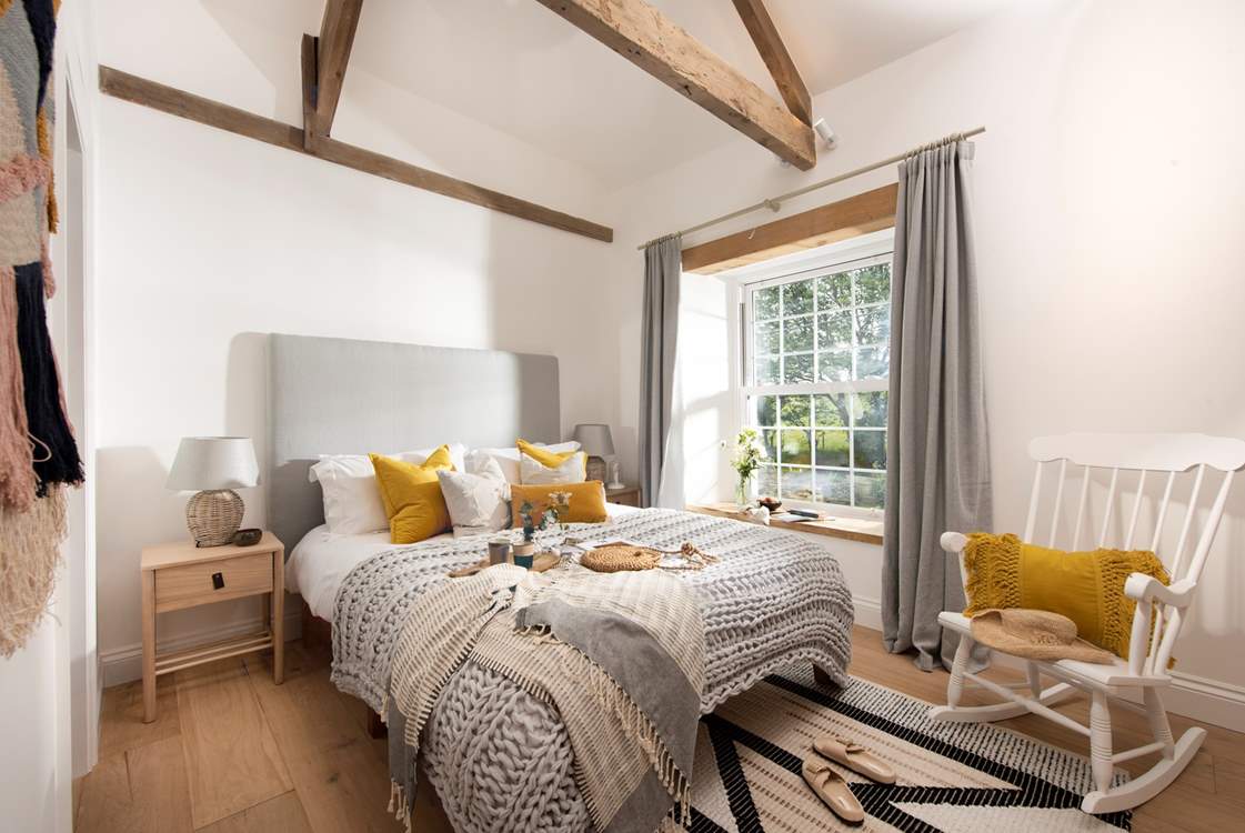 Moss Farmhouse has five gorgeous bedrooms, each with their own en suite and TV.