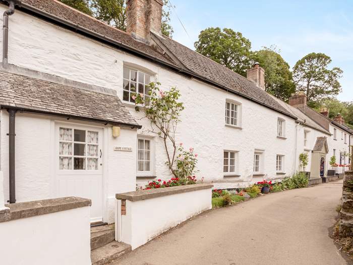 Hope Cottage, Sleeps 4 in Helford