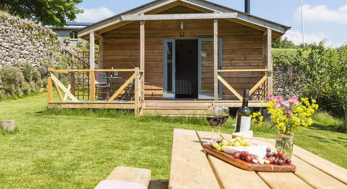 The idyllic cabin for some down-time in the countryside.