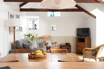 The gorgeous sitting-area.