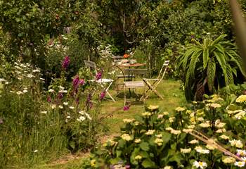 Enjoy the outdoor seating area whilst gathering more creative thoughts. 