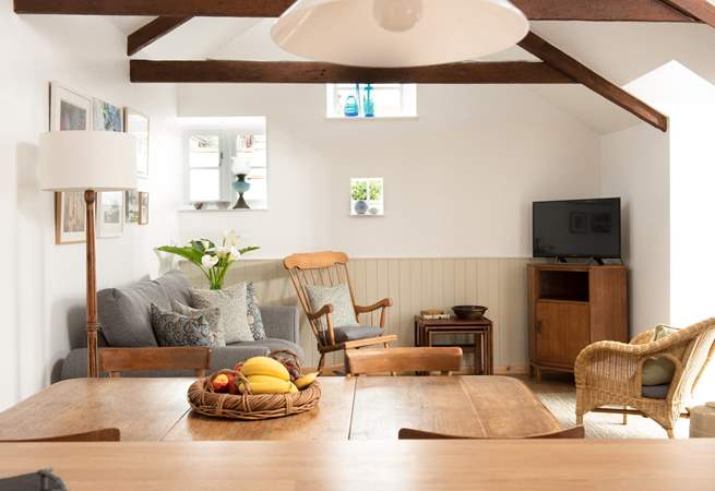 The gorgeous sitting-area.