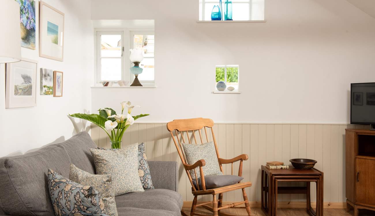 The Pigsty has a wonderful sitting-area with a stable-door that leads out onto the patio.