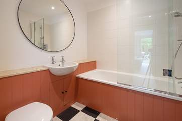 The lower ground floor bathroom.
