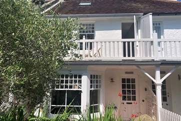 Welcome to Hillside situated in Seagrove Bay.