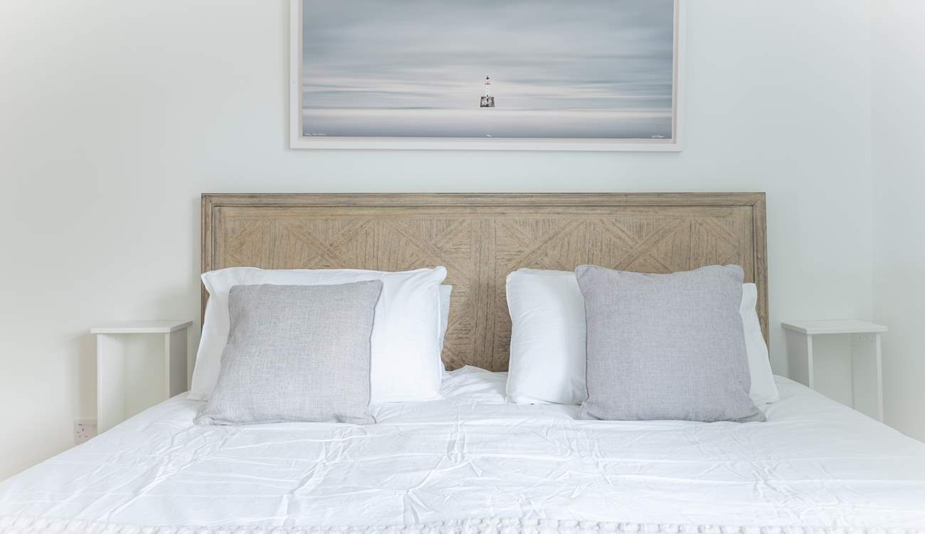 Lovely subtle decor and stunning artwork creating a home-from-home feel.  