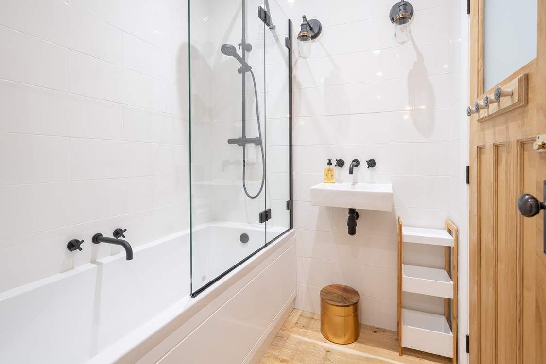 The first floor family bathroom.