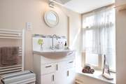The family shower-room.