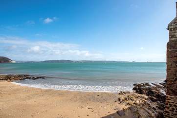It will take you about a minute to walk to the tidal beach in the village - how convenient is that!