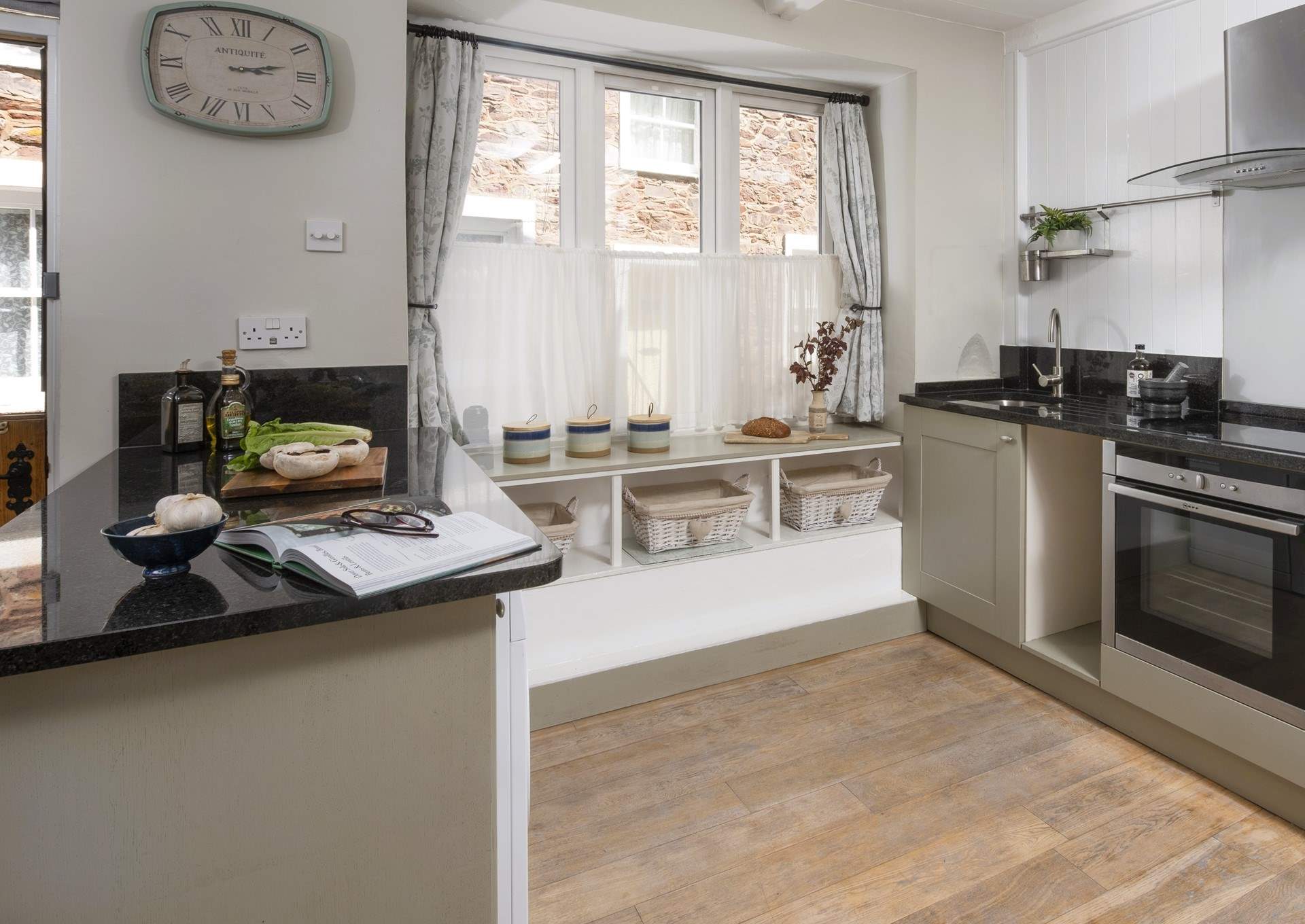 The cottage kitchen has all you need for cooking up your holiday feasts.